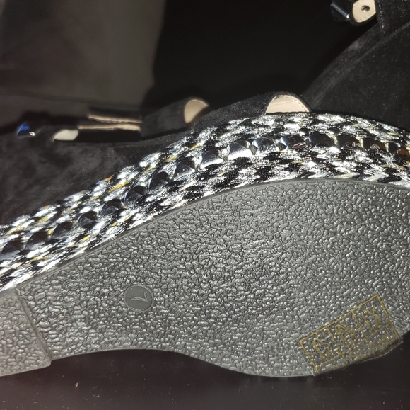 Wedges - Picture 2 of 3